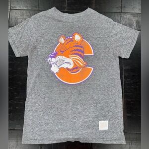 Brand: Original Retro Brand grey men’s T-shirt. Clemson Tigers. Size Small